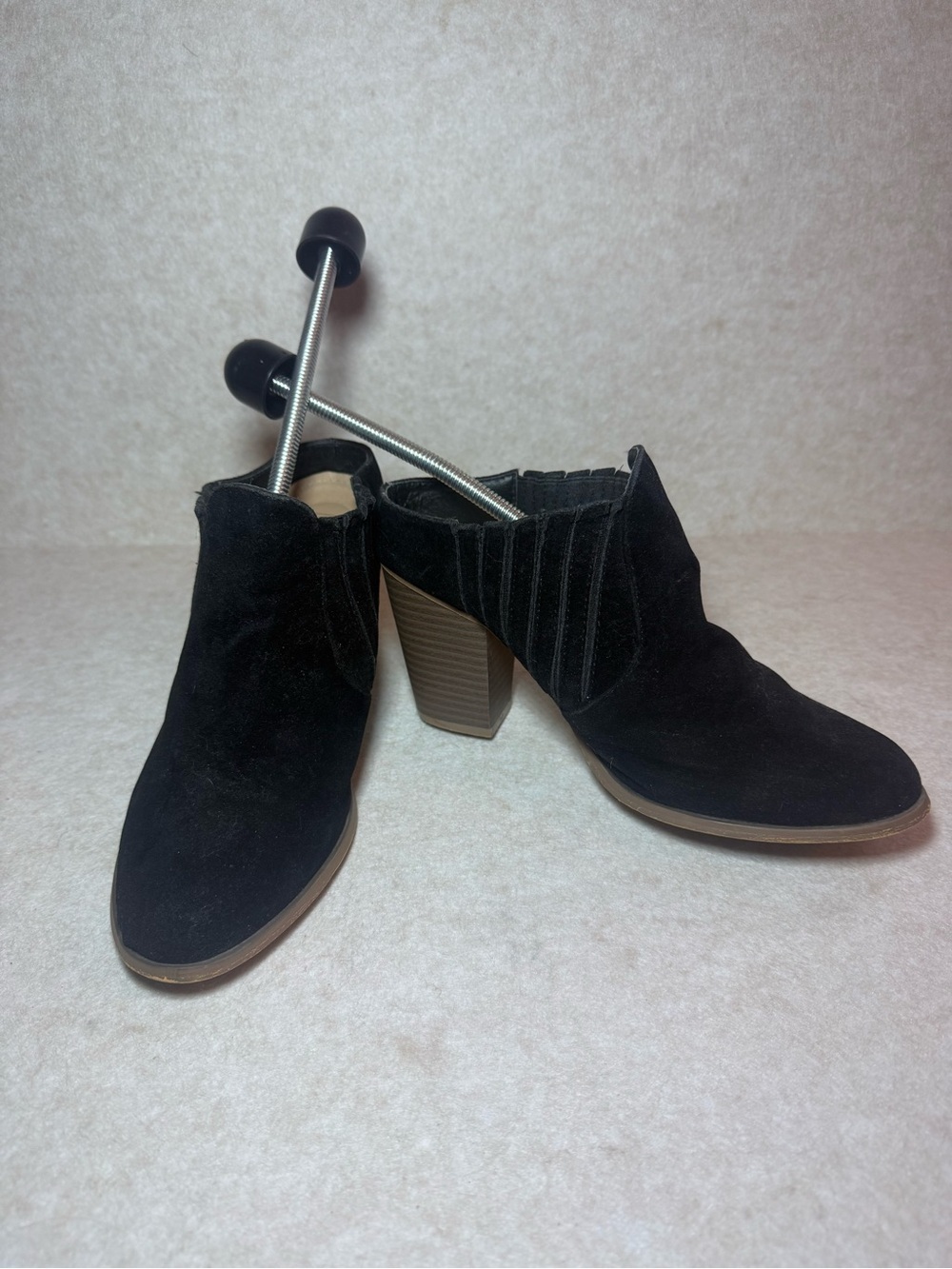 Yoki Black Suede Harron Mule Ankle Boots Chunky Wood Brown Heel Size 8.5